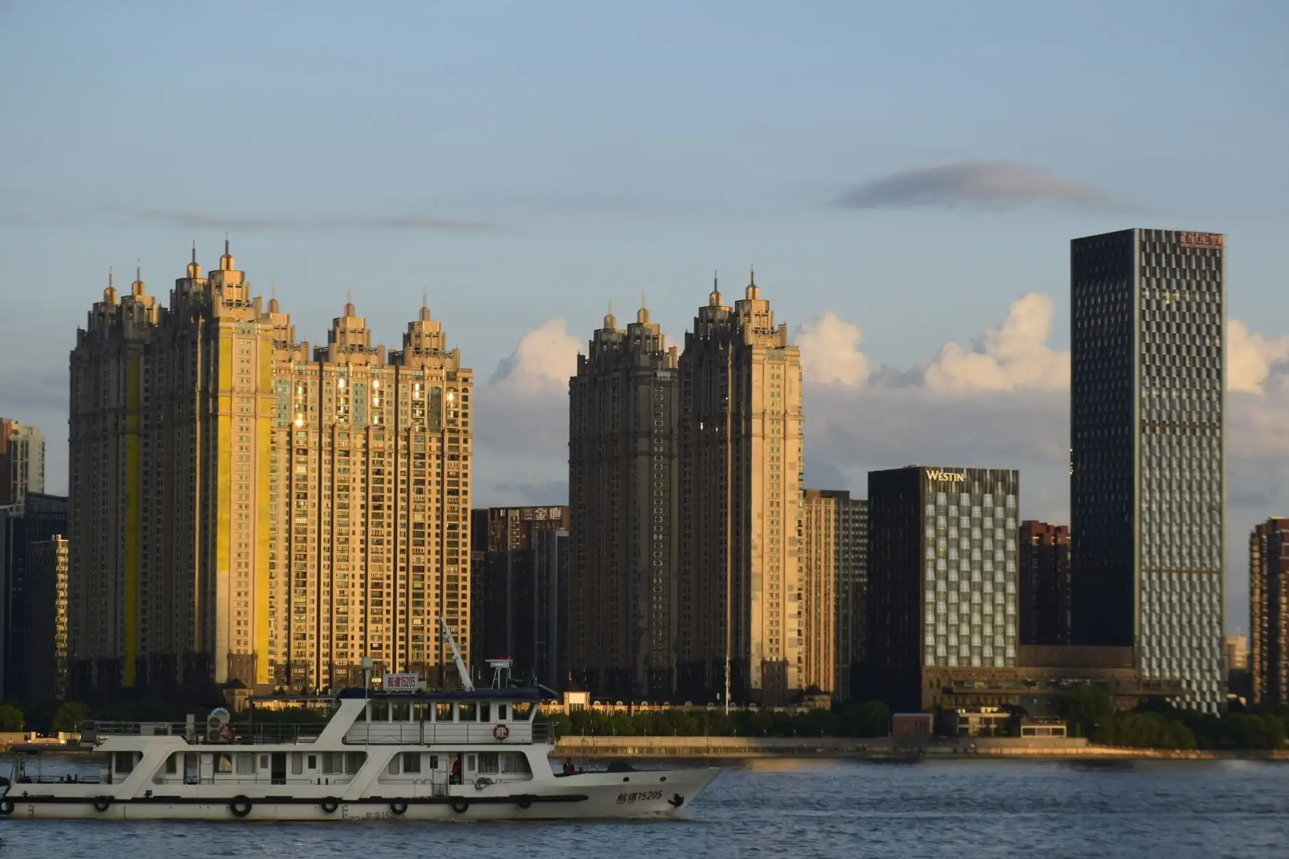蛋黄儿收银一体机与条码秤组合方案:门店硬件选型要点解析